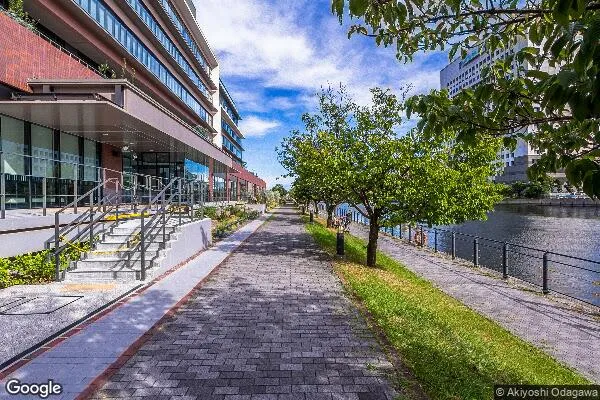 横浜中税務署の画像